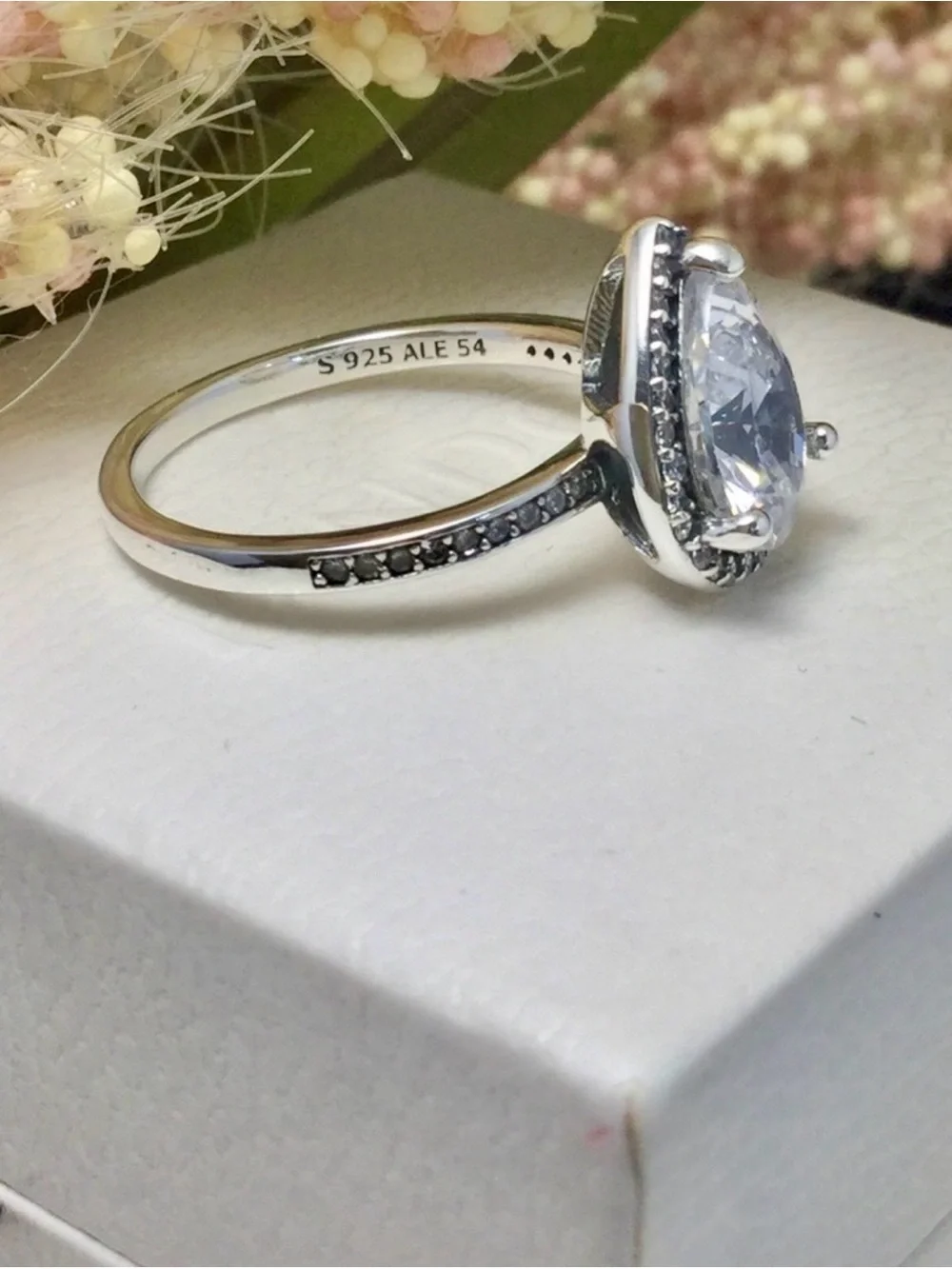Pandora ring featuring